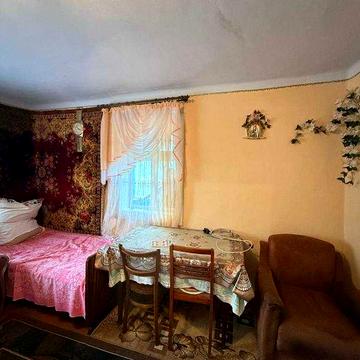 Продаж будинку в селі Кропивник