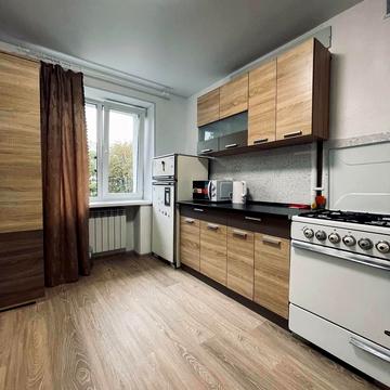 Героїв Крут вул. (Фурманова), 9