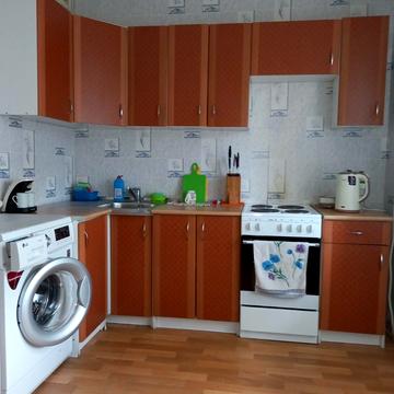 Автозаводська вул., 61