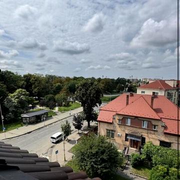 Продаж 2к Квартира Володимира Гошовського (Боженка) вулиця