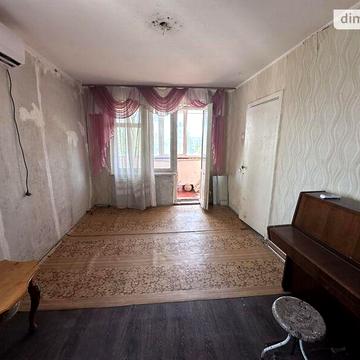 Продаж 3к Квартира Космонавтів вулиця