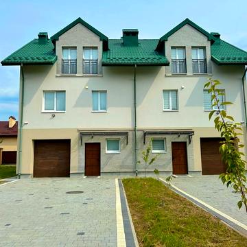 Весняна вул., 2