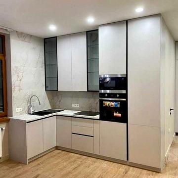 Оренда 2к квартири у Києві, Богдана Хмельницького вул. 58А Без комісії