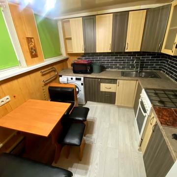 Виконкомівська вул., 36
