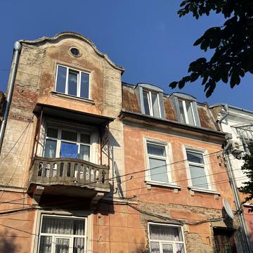 Михайла Драгоманова вул., 7