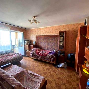 Продаж 2 к. Центр Гарне місце розташування
