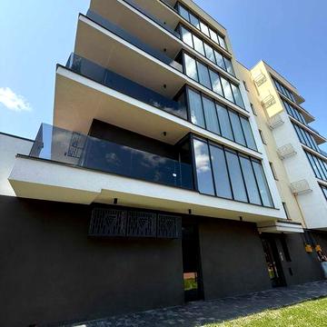 Продаж 2 кім. квартири з терасою будинок бізнес класу ЖК OKRUZHNA HALL ЖК  OKRUZHNA HALL