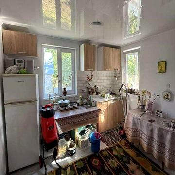 Цегляна дача 76 м², 10 соток, біля пляжу Гаваї, Вороніна