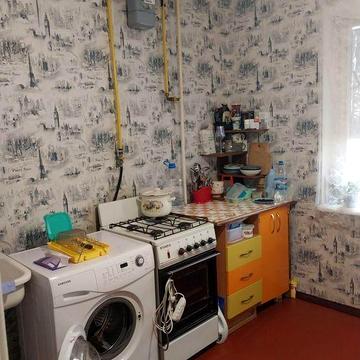 Продається 1 кімнатна, Пухова б 148, 40 м, ЧН , біля Єпіцентру