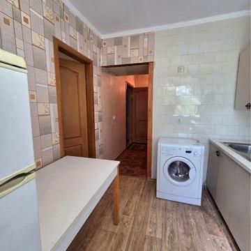 Продам 2к по вулиці Сенчева, 2/5, роздільне планування