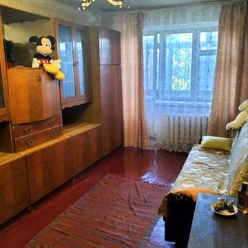 Продам 1/4/5 квартиру в центрі міста, зручна локація