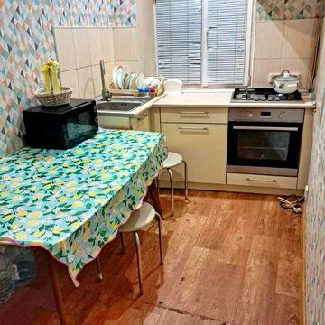 Сдам 1к.кв. метро Защитников Украины, Гагарина, Спортивная