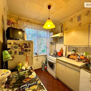 Продаж 1к Квартира Космонавтів вулиця