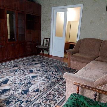 Велика двокімнатна,  Льотна