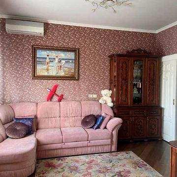 Двокімнатна, євроремонт, 60 м2, вулиця  Михайла Бойчука 12а