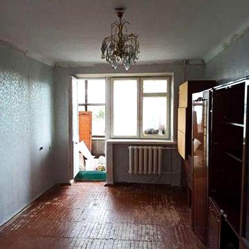 Продаж 1 кімнатної квартири в центрі міста.