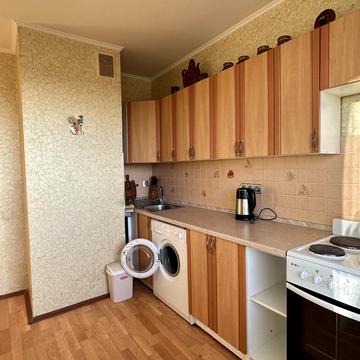 Інженера Бородіна вул. (Сергія Лазо), 6