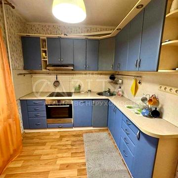 Продаж квартири/Деснянський р-н/73м2/1 поверх/3-кімнатна/ремонт