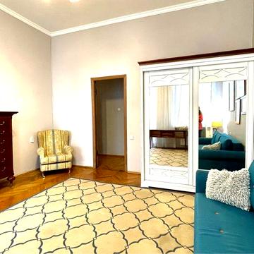 Від власника- оренда 3-к на Печерську(вул.Кн. Острожських, 29)