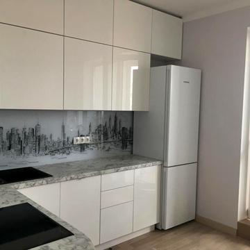 Андрія Аболмасова вул. (Панельна), 7