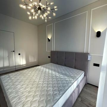 Августина Волошина вул., 14