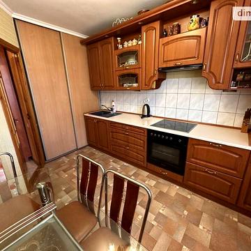Продаж 3к Квартира Свободи вулиця