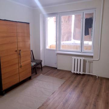 Дмитра Іванова вул., 6