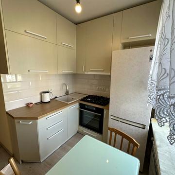 Студентська вул., 5а