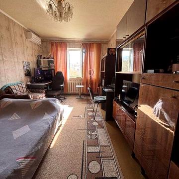 Продам 2-х кімнатну квартиру м. Лозова біля піівденного  ринку. ЖК 5 мікрорайон