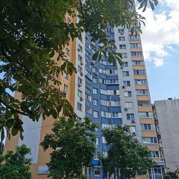 Без %  Ремонт частково, вул.Межова 23б, Видова 81м2, метро Виноградар