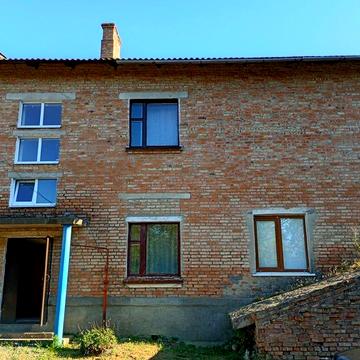Квартира однокімнатна в гарному місці.