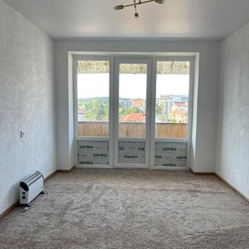 Продам квартиру Ужгород, Докучаєва вул.