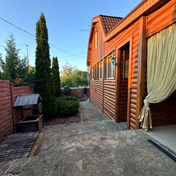 Продам дом 150м2 возле озера !с.Бобровка 4км до города