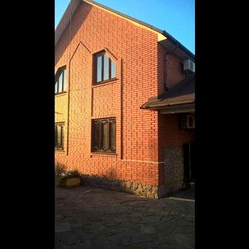 будинок178 кв.мзагальна202 м.кв Київ с.Гореничі,, 12.2 сот