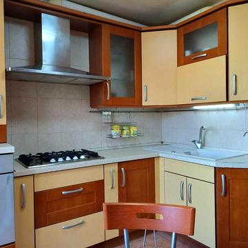 Троєщина, оренда 3-к кв-ра, цегла, 70 м, все окремо, газ, євроремонт