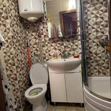 Продам 3 комнатную квартиру в центре корабельного района