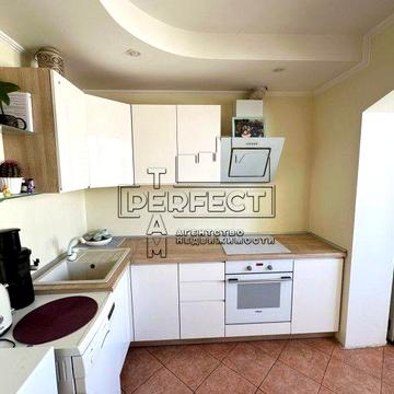 Продаж 3к квартири Княжий Затон 3