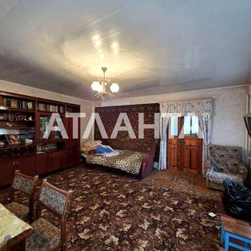 Дом с большим участком земли в с. Дачное