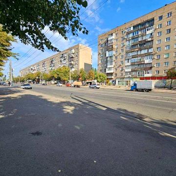 Продаётся трёхкомнатная квартира по пр. Университетскому (Гагарина)