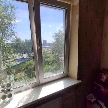 Трикімнатна у самому центрі лівого берега