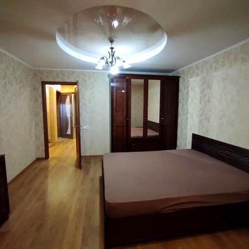 Миру вул., 11