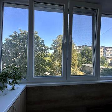 2к. по Чумаченка, 3/9, окремі кімнати.