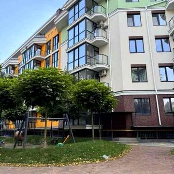 Радистів вул., 14