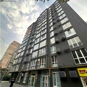 Академіка Корольова вул., 22б