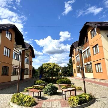 Продаж 2 рівневої квартири в Струмівці
