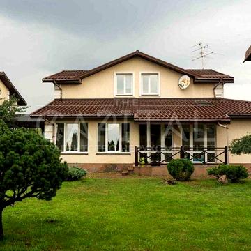 Оренда будинку 1600$ Осокорки з басеїном та сауною. Закрита територія