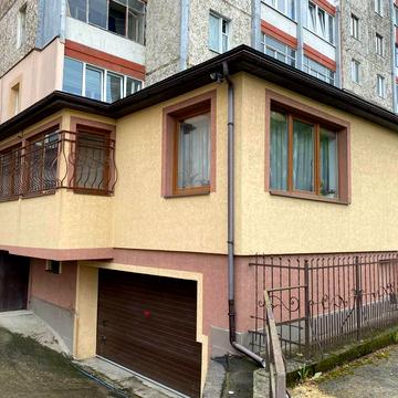 Паркова вул., 20