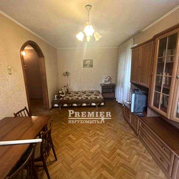 1-кімнатна квартира 31 м² на 3 поверсі, житловий стан. Ак. Філатова