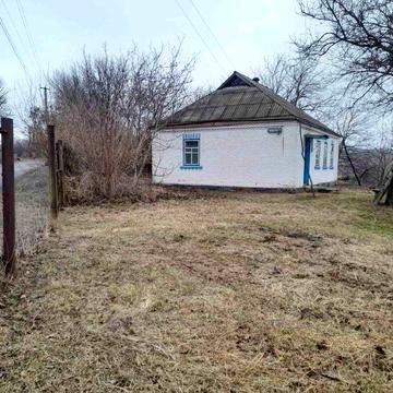 Поодається будинок