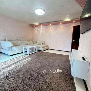 Мирогощанська вул., 6